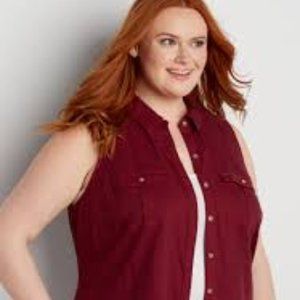 Maurices Sleeveless Button Down